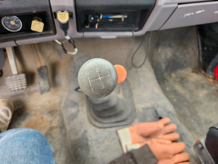 1998-ford-f700-image-53