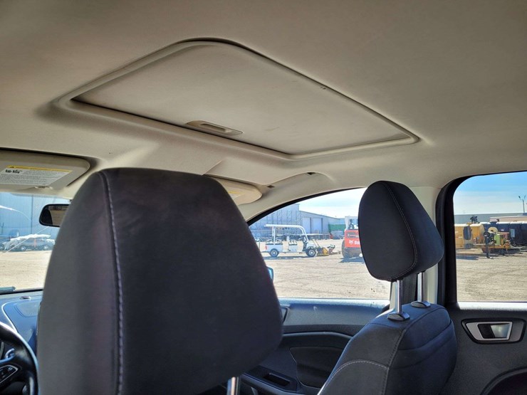 2020-ford-ecosport-se-image-9