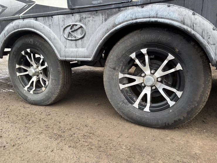 2020-bullet-bl243bhsw20-travel-trailer-image-22