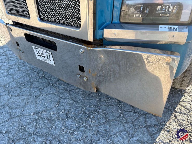 2020-kenworth-t880-image-12