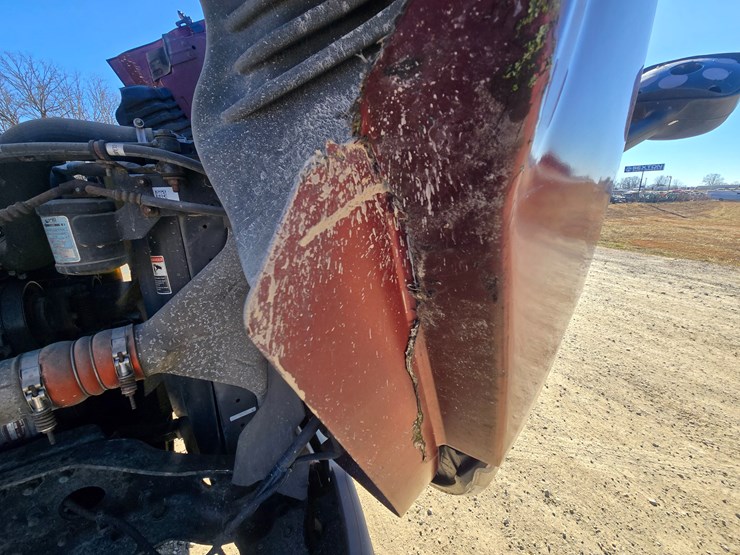 2014-freightliner-cascadia-125-image-51