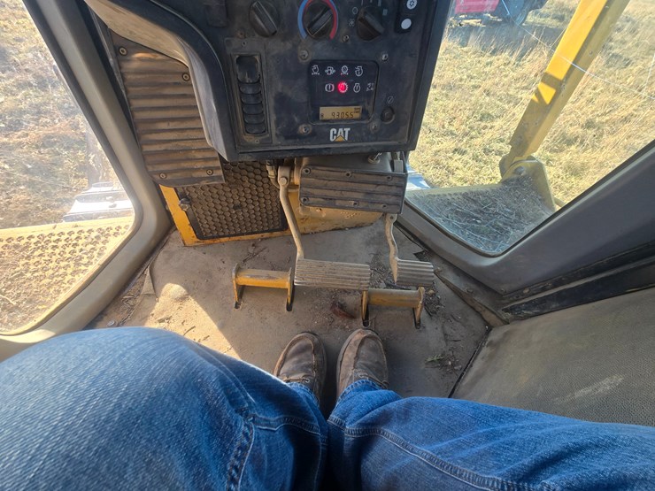 2002-caterpillar-d6r-image-48