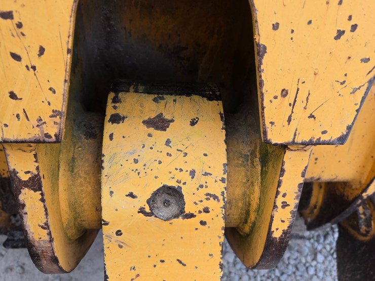 2005-liebherr-lr622b-image-103