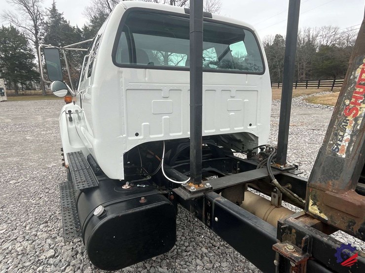 2004-ford-f650-image-24