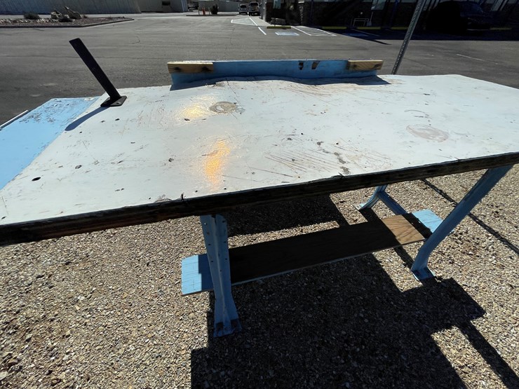 #3138-•-work-tables-image-6