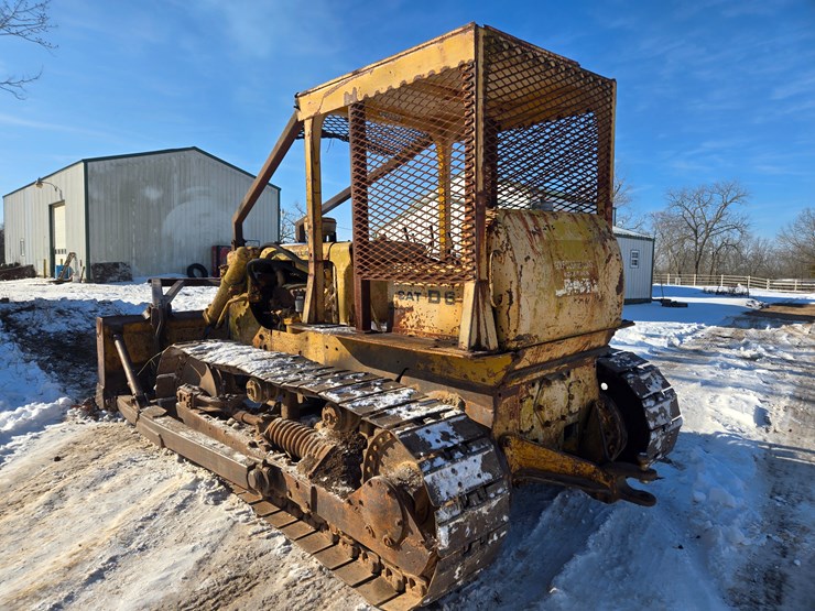 caterpillar-d6b-image-7