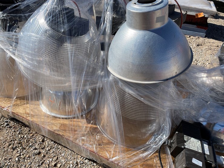 #3188-•-light-fixtures-image-15