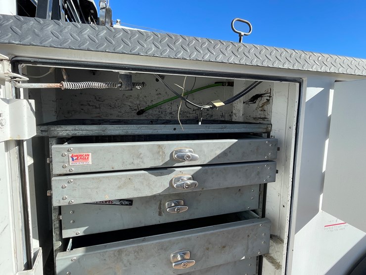 2013-ford-f450-image-17