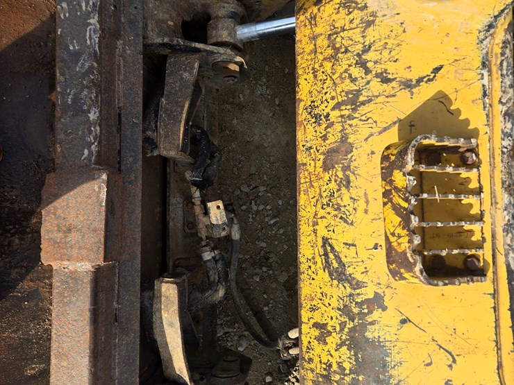 caterpillar-287c-image-67