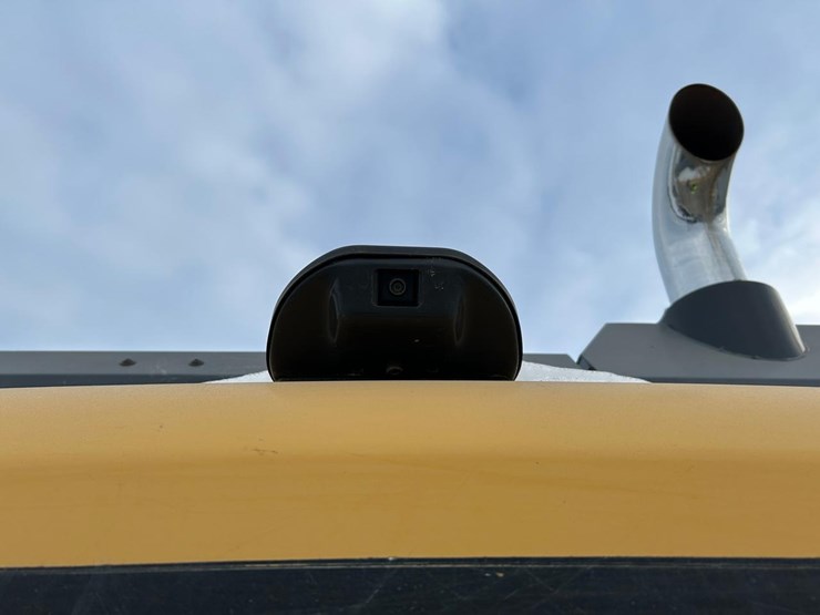 2019-deere-210g-lc-image-16