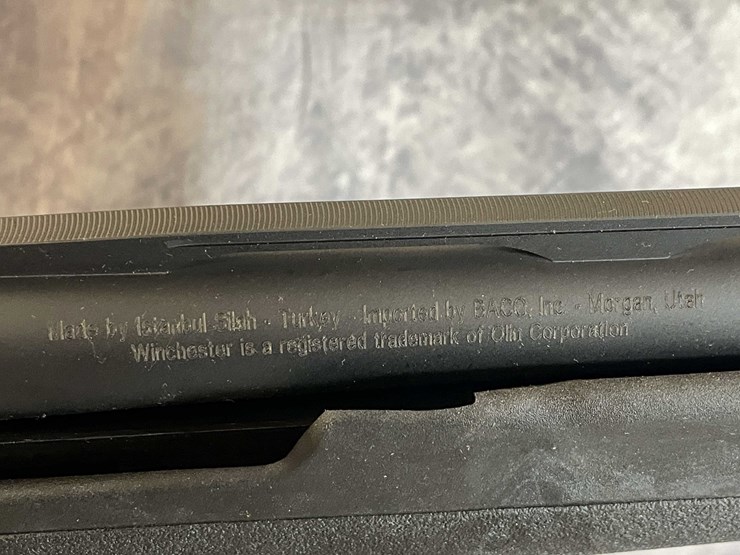 #2409-•-winchester-sxp-12-ga.-pump-action-shotgun,-sn:-tr6022-051949sp-image-17