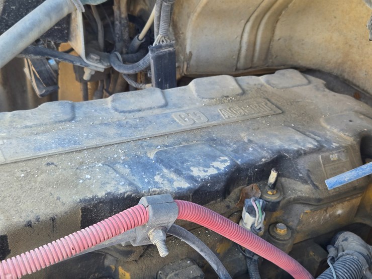 2005-caterpillar-c9-image-21