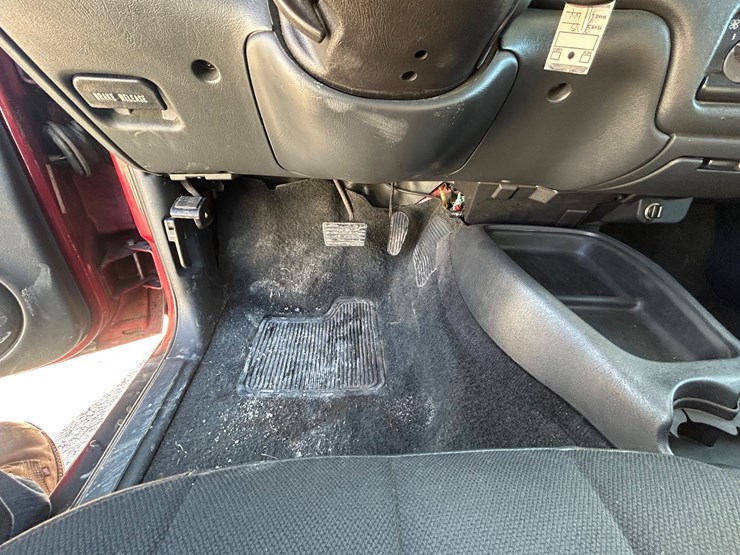 2003-chevrolet-s10-image-66