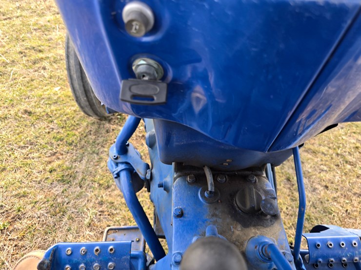 2006-farmtrac-535-image-46