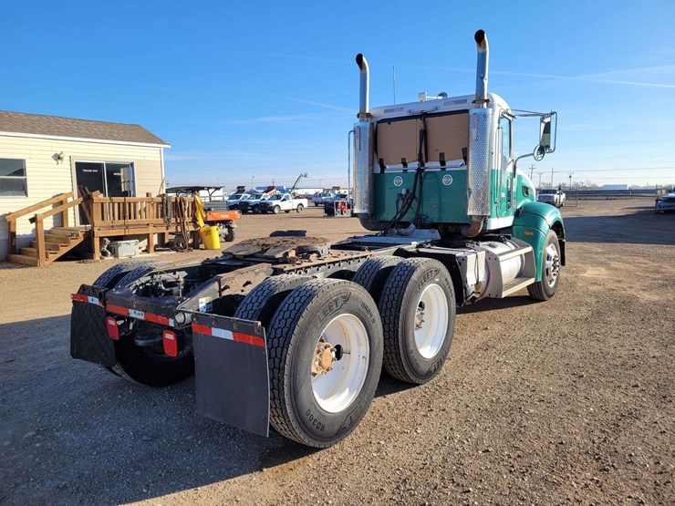 2007-peterbilt-386-image-6