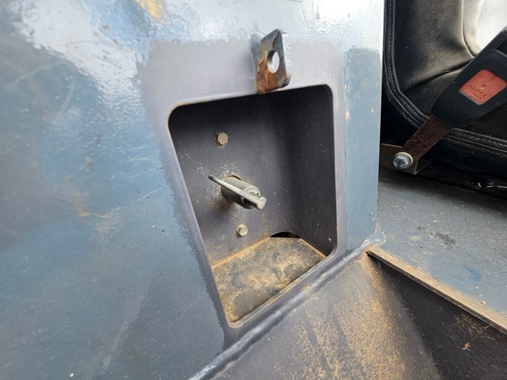 2020-dynapac-ca1300d-image-46