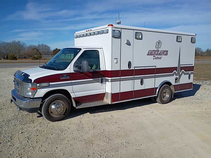 2009-ford-e450-image-2