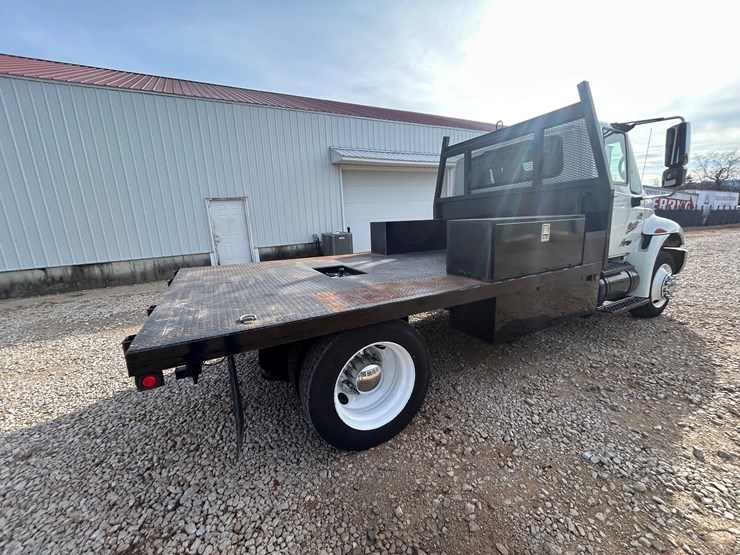 2007-international-durastar-4300-image-19