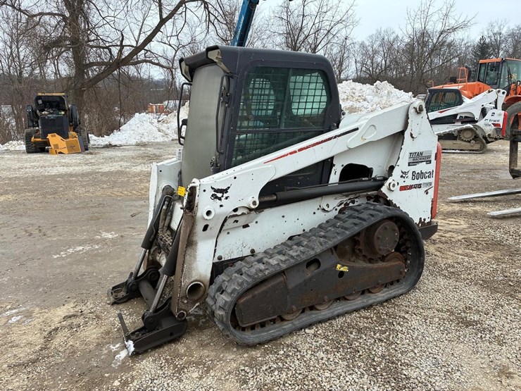 bobcat-t630-image-1