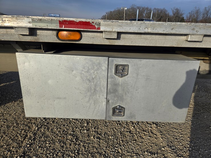 1998-reitnouer-flatbed-image-40