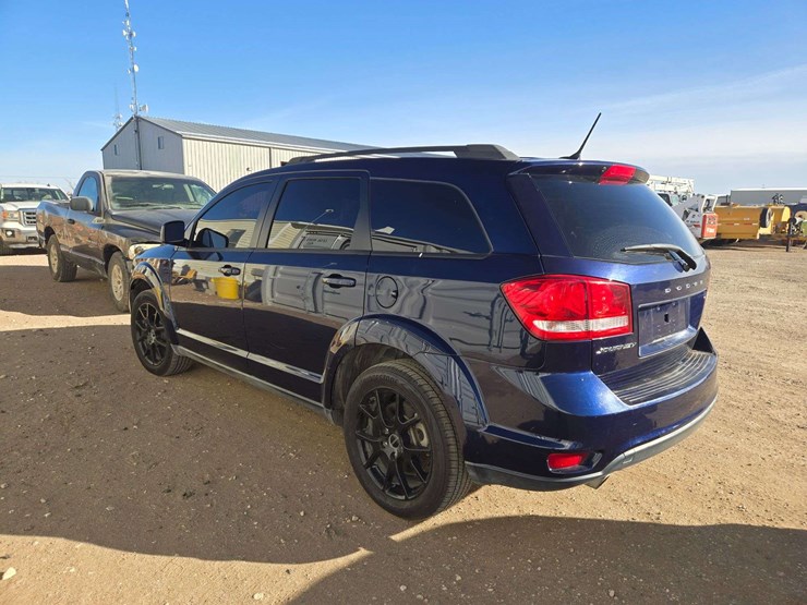 2017-dodge-journey-sxt-image-4