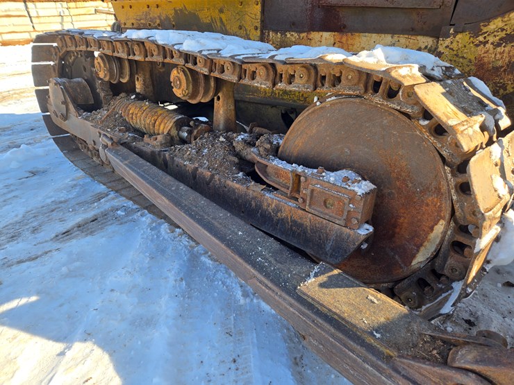 caterpillar-d6b-image-63