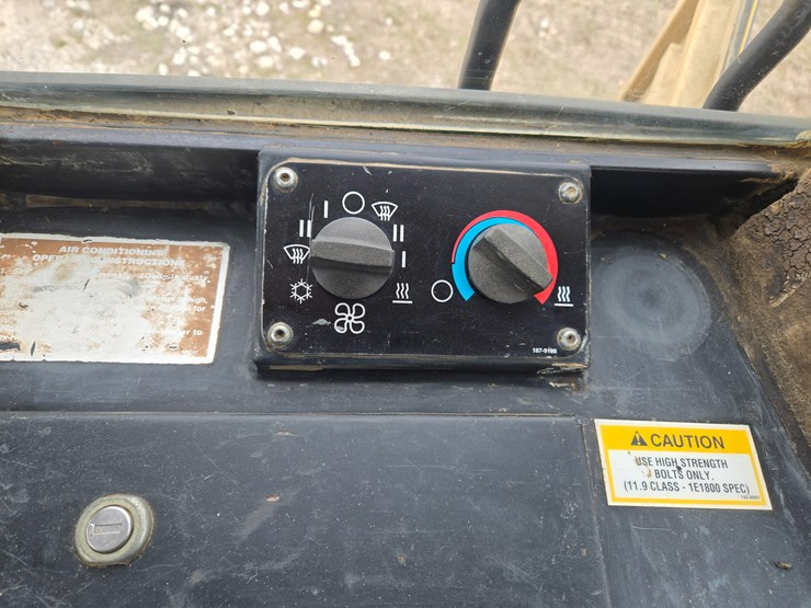 2002-caterpillar-963c-image-64