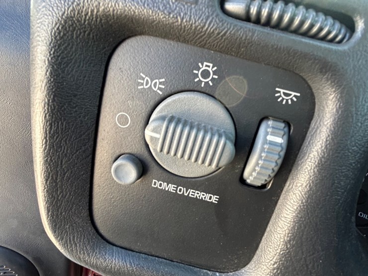 2003-chevrolet-s10-image-58