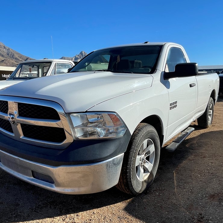 2016 DODGE 1500