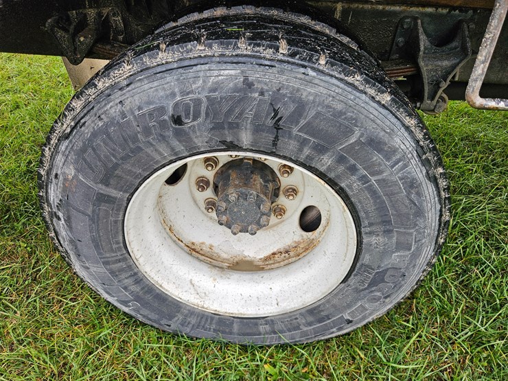 2002-international-durastar-4400-image-80