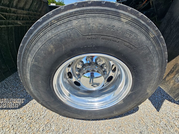 2012-peterbilt-382-image-92