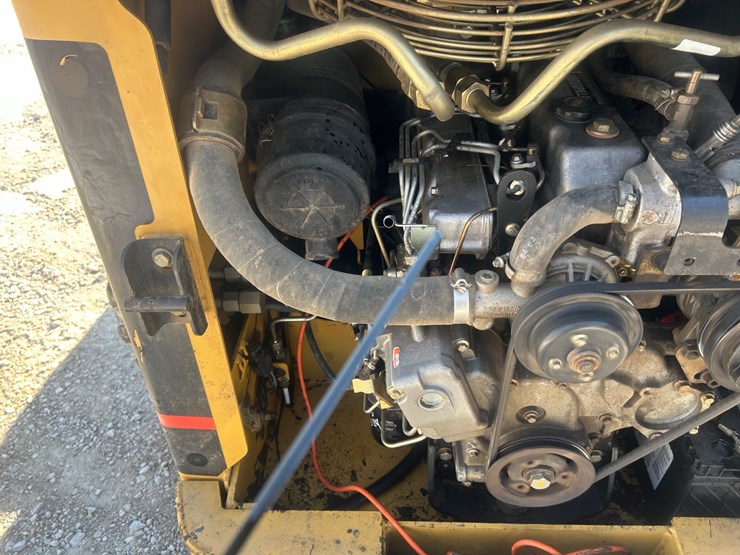 2003-caterpillar-236-image-25