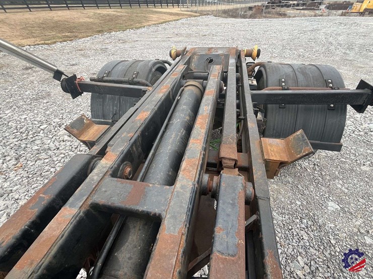 2004-ford-f650-image-26