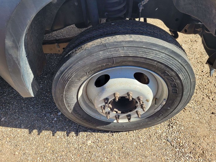 2009-ford-f450-image-19