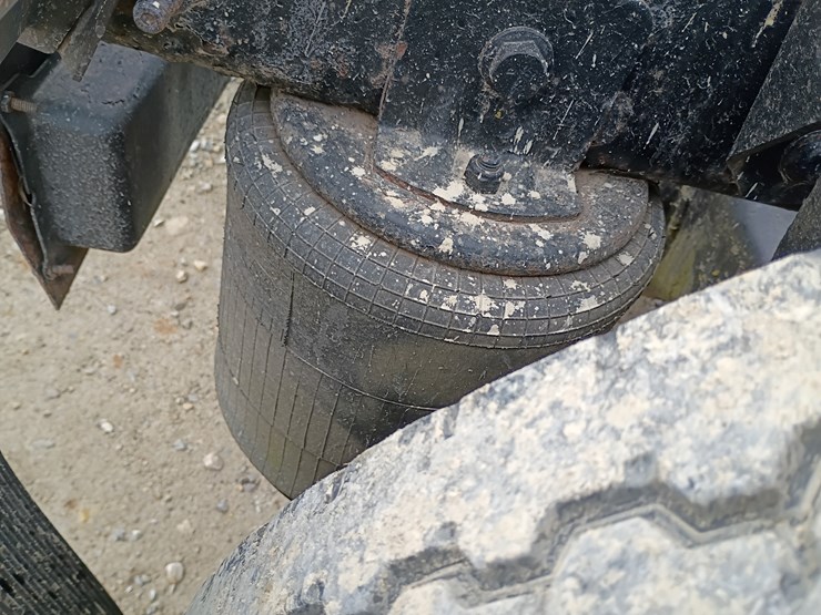 2011-international-transtar-8600-image-94