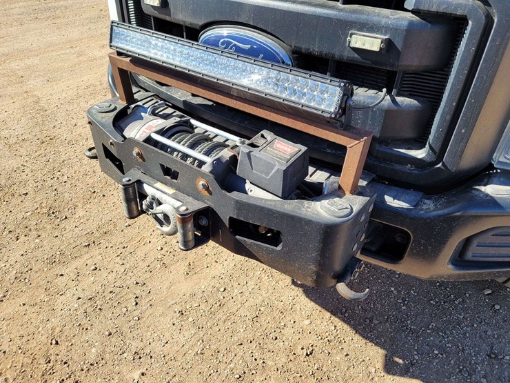 2016-ford-f550-image-2