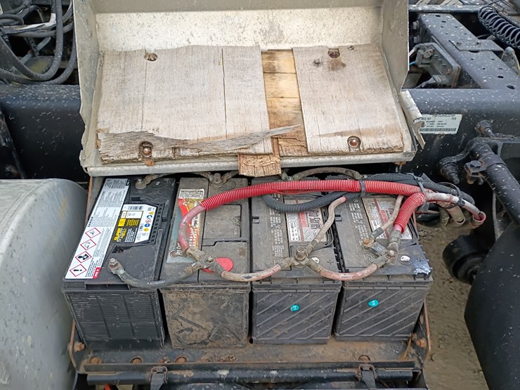 2011-international-transtar-8600-image-72