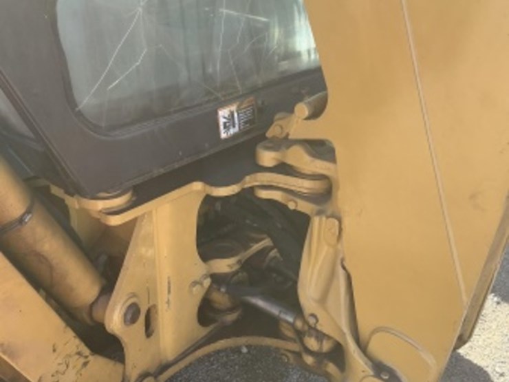 john-deere-310d-image-11