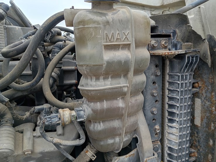 2011-international-transtar-8600-image-25