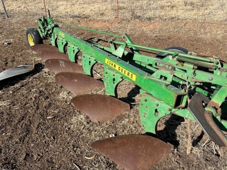 john-deere-3100-image-7