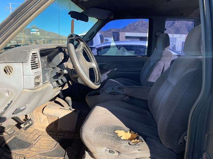 1995-chevrolet-1500-image-25