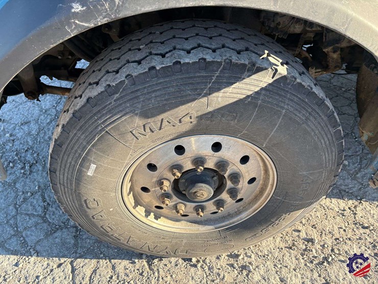 2020-kenworth-t880-image-15