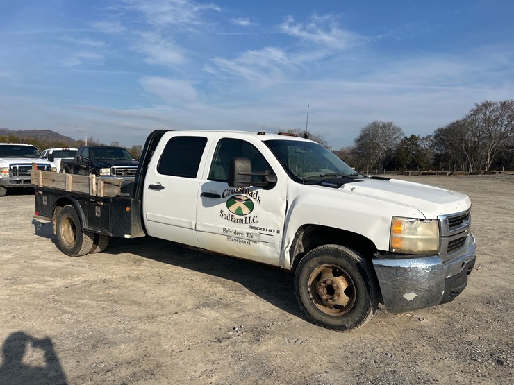 2008-chevrolet-3500-image-1