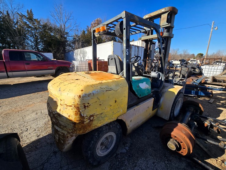 komatsu-fd45t-8-image-9