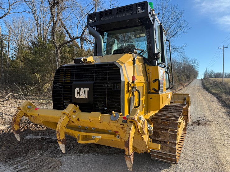 2023-caterpillar-953-image-60