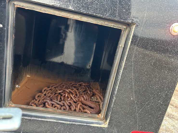 2021-chevrolet-silverado-3500-image-51