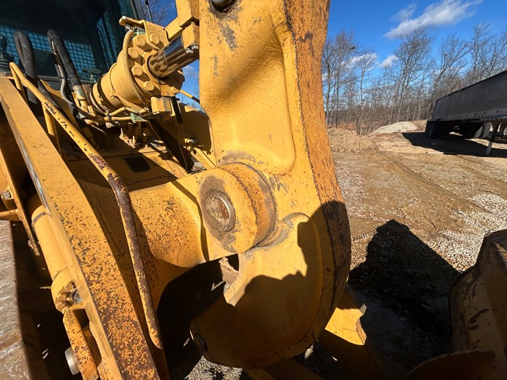 2004-deere-755c-image-46