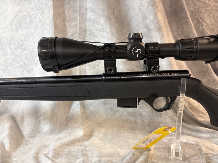 #2757-•-mossberg-model-817-17-hmr-bolt-action-rifle,-sn:-hv14737744-image-4