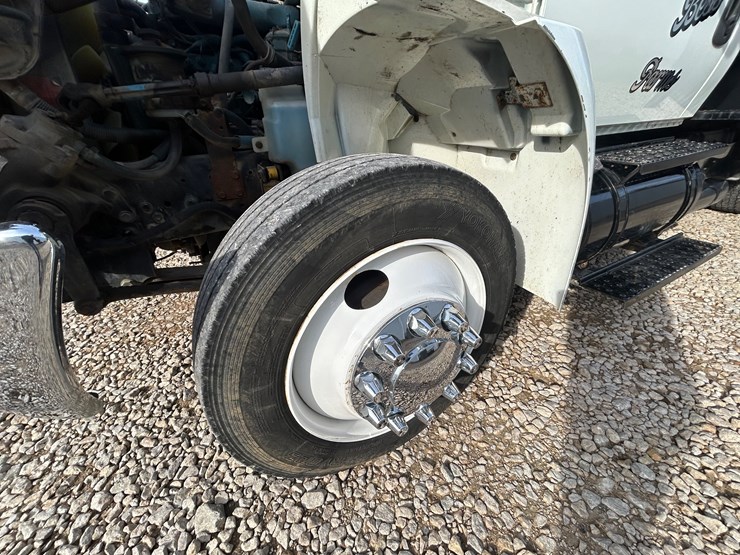 2007-international-durastar-4300-image-35