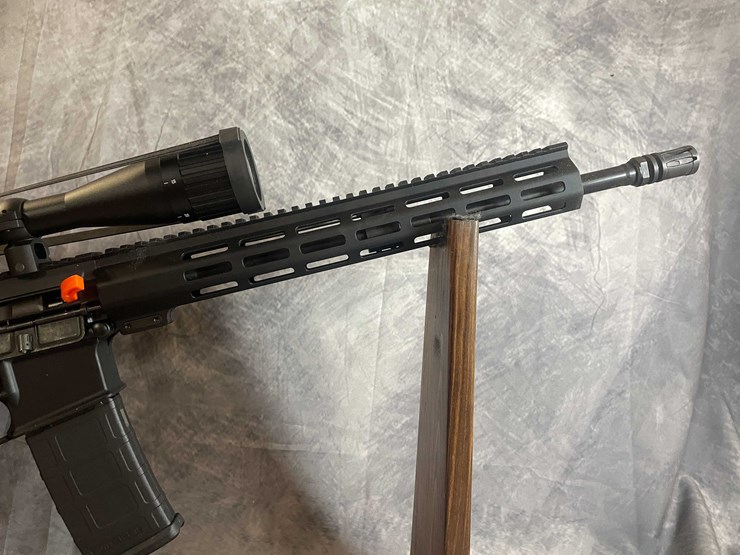 #2739-•-delton-arms-ar-15-5.56-nato-semi-auto-rifle,-sn:-b100443-image-11